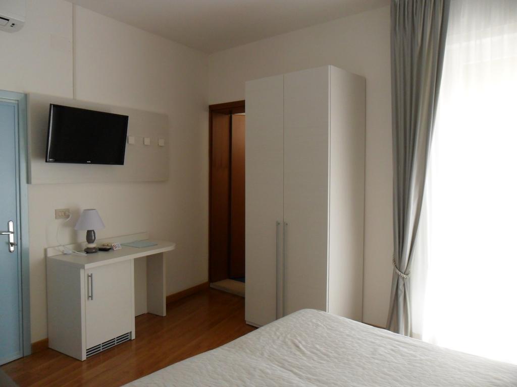 Hotel Telenia Lido di Jesolo Luaran gambar